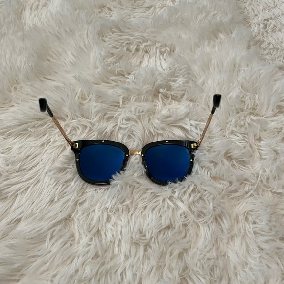 GENTLE MONSTER Absente One Black Sunglasses - Picture 7 of 15
